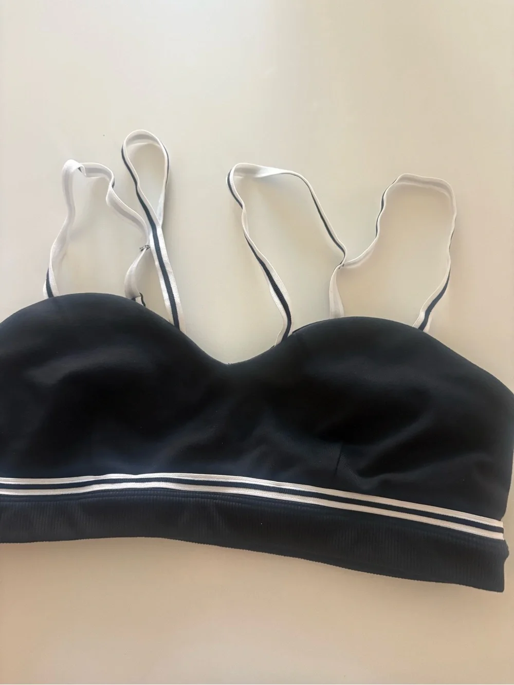 Alo black/white bra